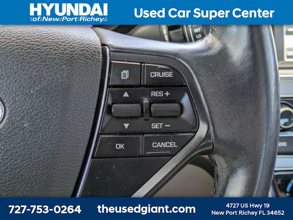 Thumbnail: 2016 Hyundai Sonata - 32