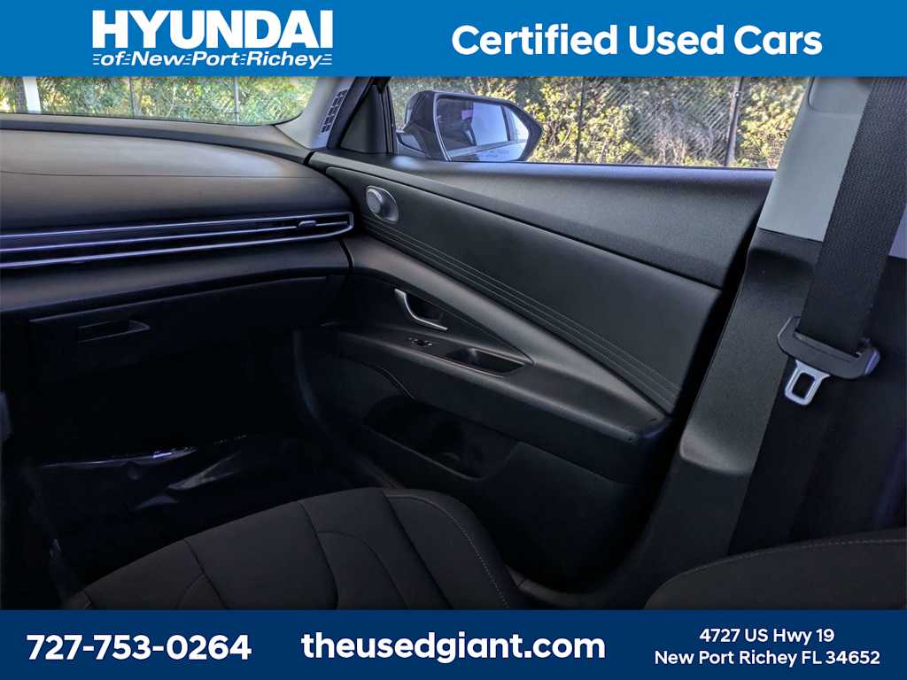 Thumbnail: 2023 Hyundai Elantra - 16