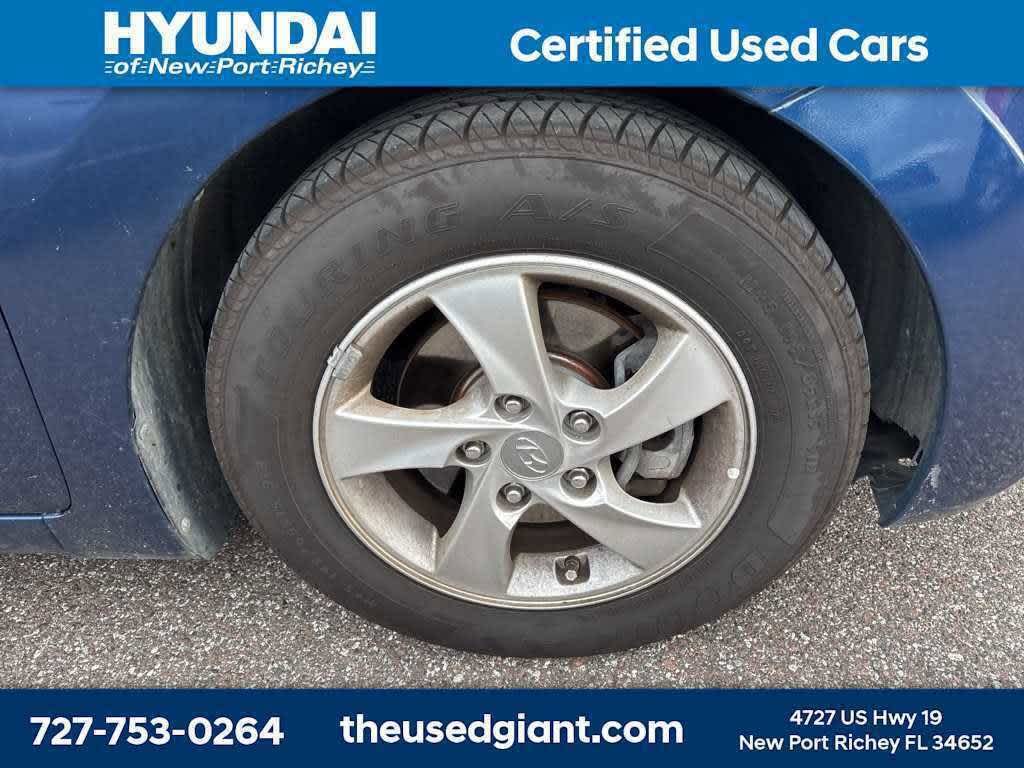 Thumbnail: 2015 Hyundai Elantra - 5