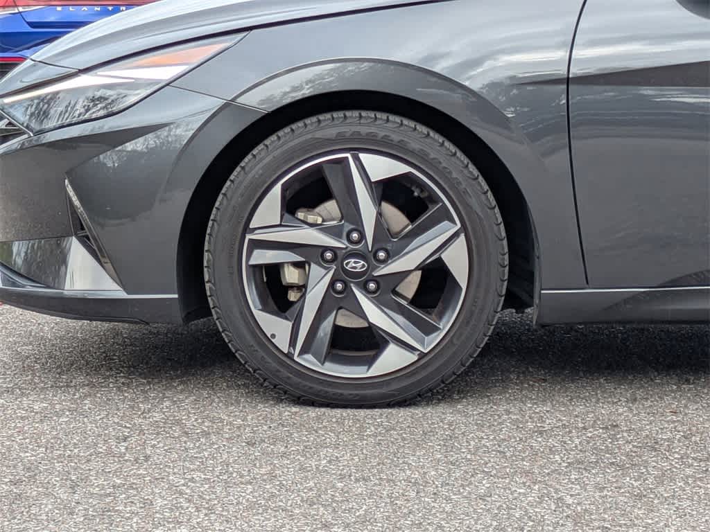 Thumbnail: 2021 Hyundai Elantra - 10