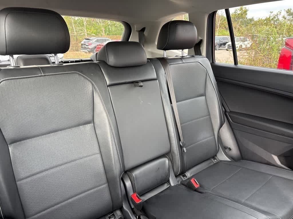 Thumbnail: 2021 Volkswagen Tiguan - 10