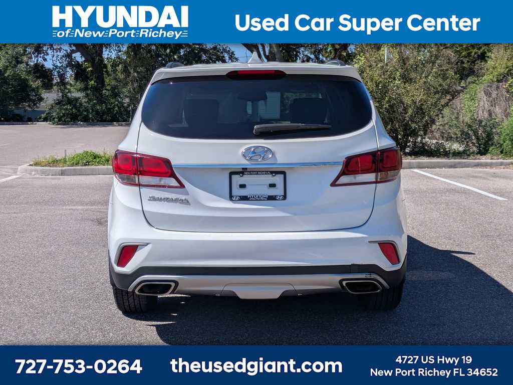 Thumbnail: 2018 Hyundai Santa Fe - 4