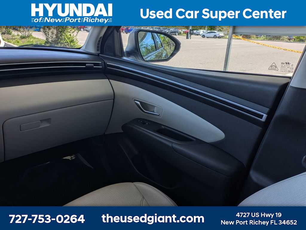 Thumbnail: 2023 Hyundai Tucson - 19