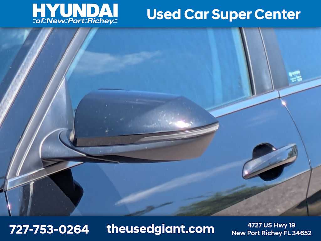 Thumbnail: 2023 Hyundai Elantra - 11