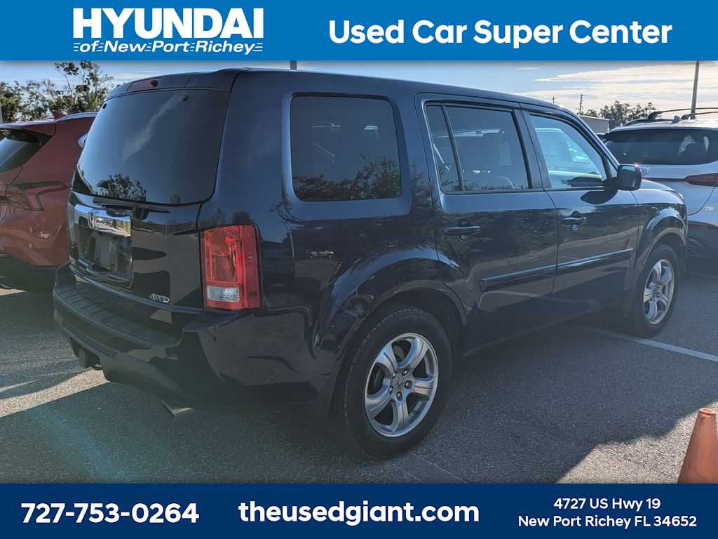 Thumbnail: 2015 Honda Pilot - 2