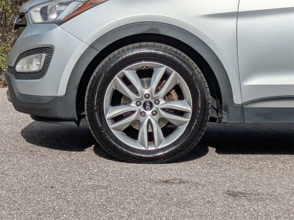 Thumbnail: 2016 Hyundai Santa Fe - 10