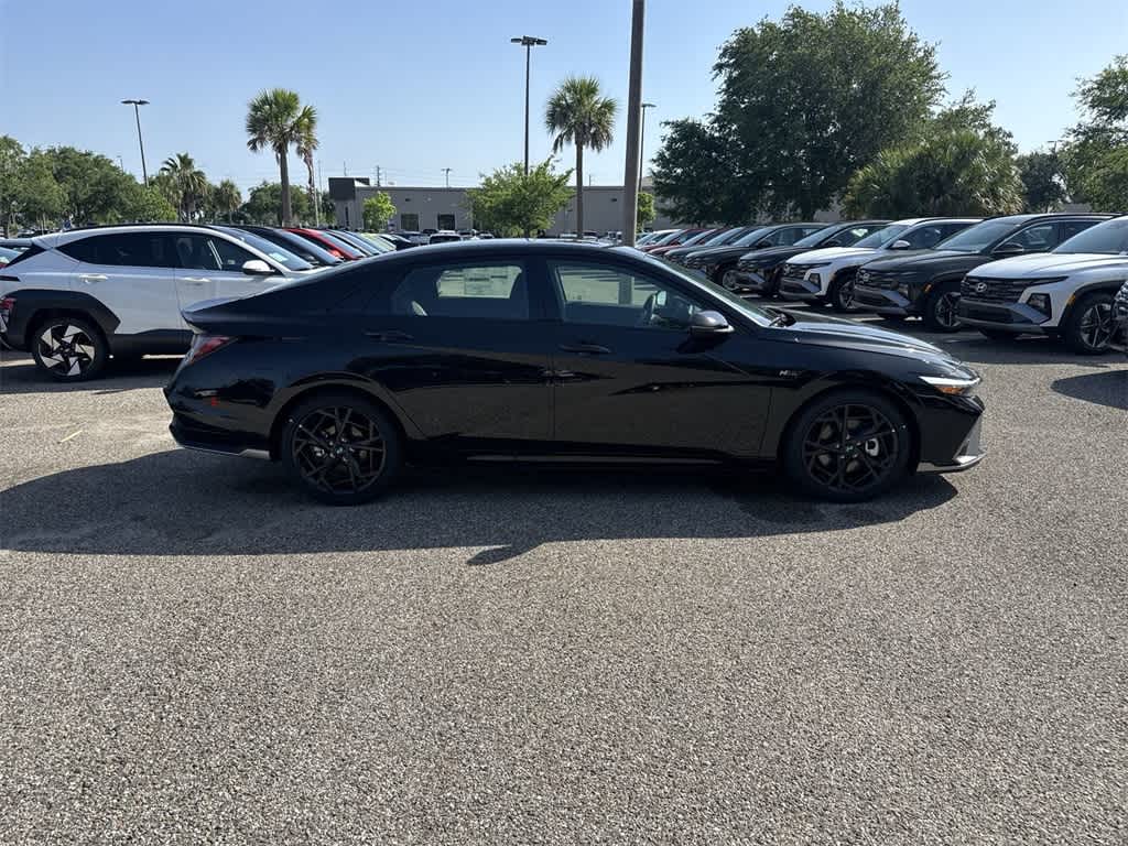 Thumbnail: 2025 Hyundai Elantra - 6