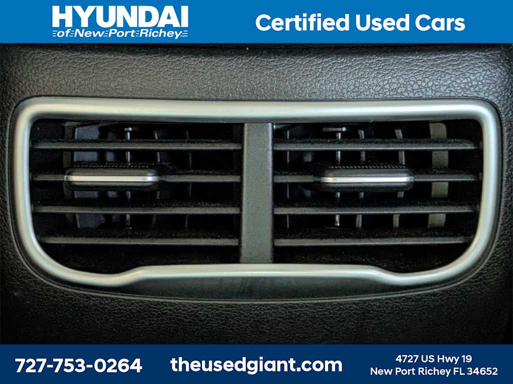 Thumbnail: 2023 Hyundai Santa Fe - 19