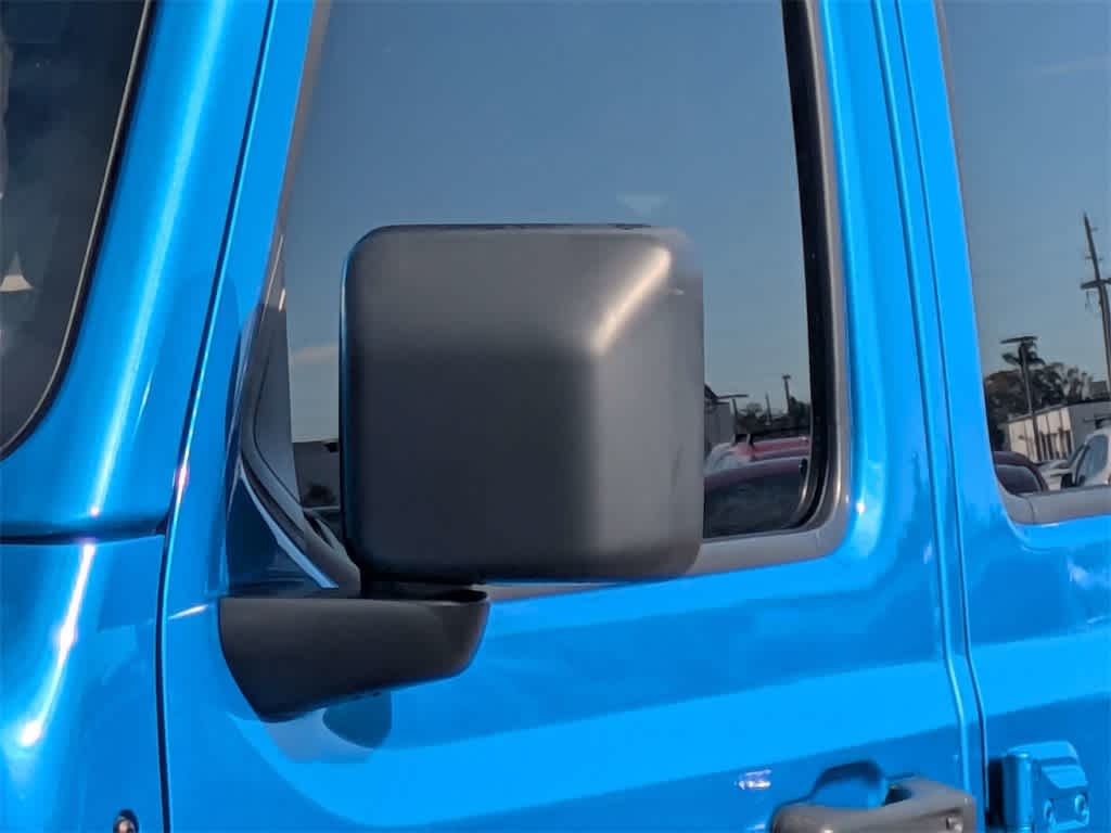 Thumbnail: 2022 Jeep Wrangler - 11