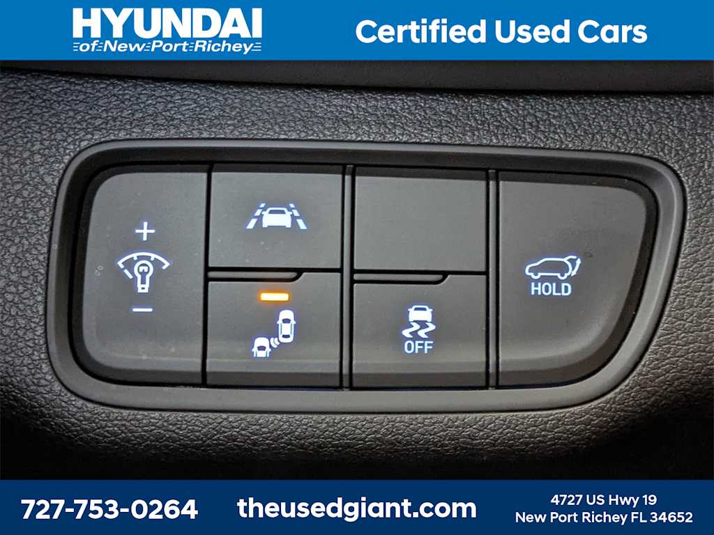 Thumbnail: 2020 Hyundai Santa Fe - 36