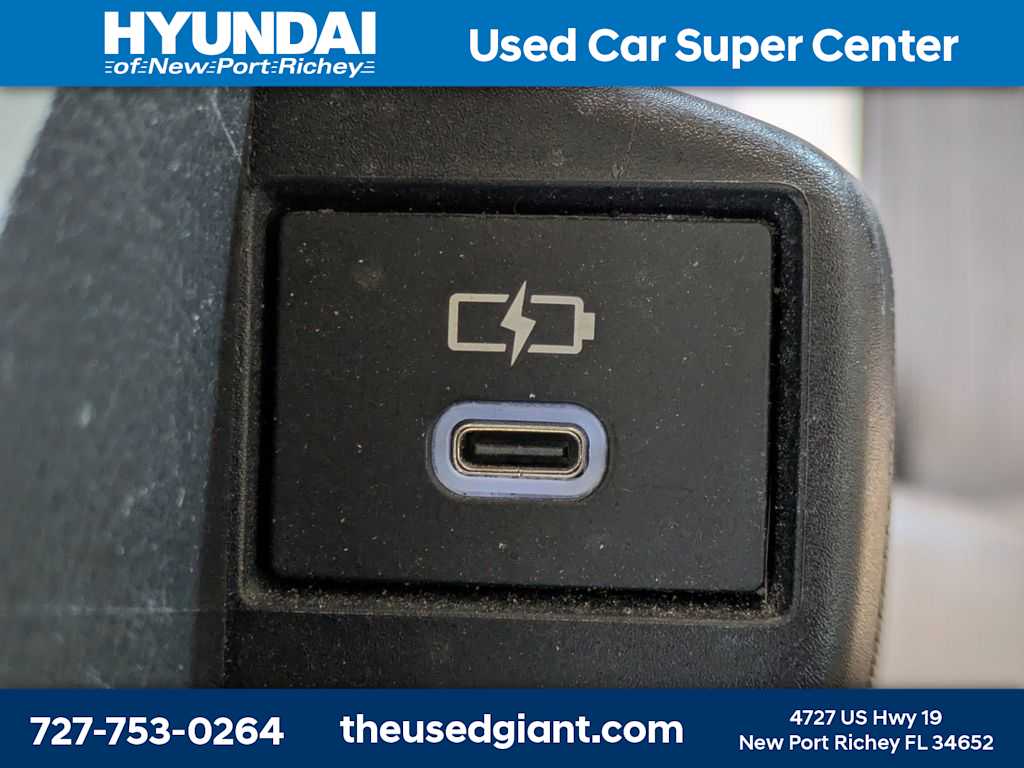 Thumbnail: 2024 Toyota Grand Highlander - 18