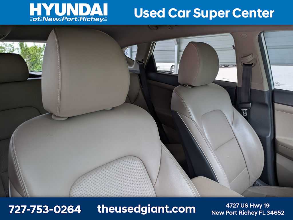 Thumbnail: 2019 Hyundai Tucson - 6