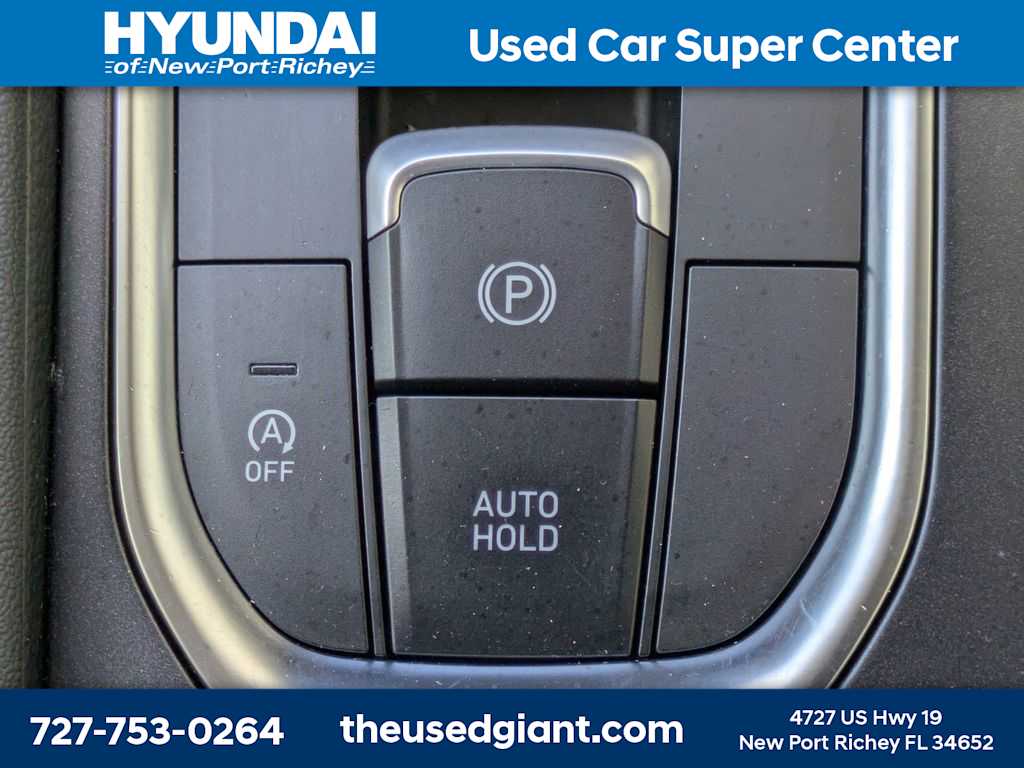 Thumbnail: 2020 Hyundai Santa Fe - 24