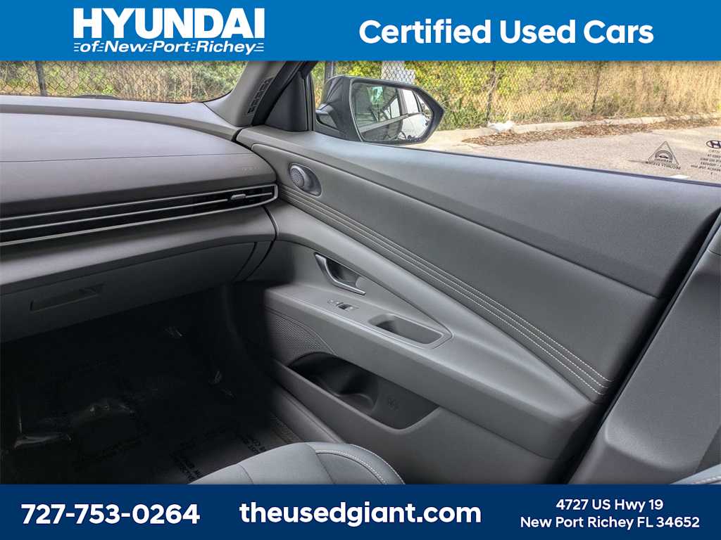 Thumbnail: 2023 Hyundai Elantra - 16