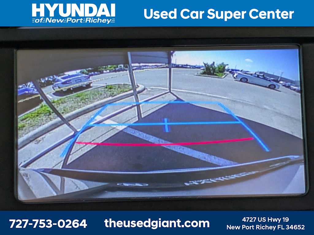 Thumbnail: 2018 Toyota 4Runner - 24