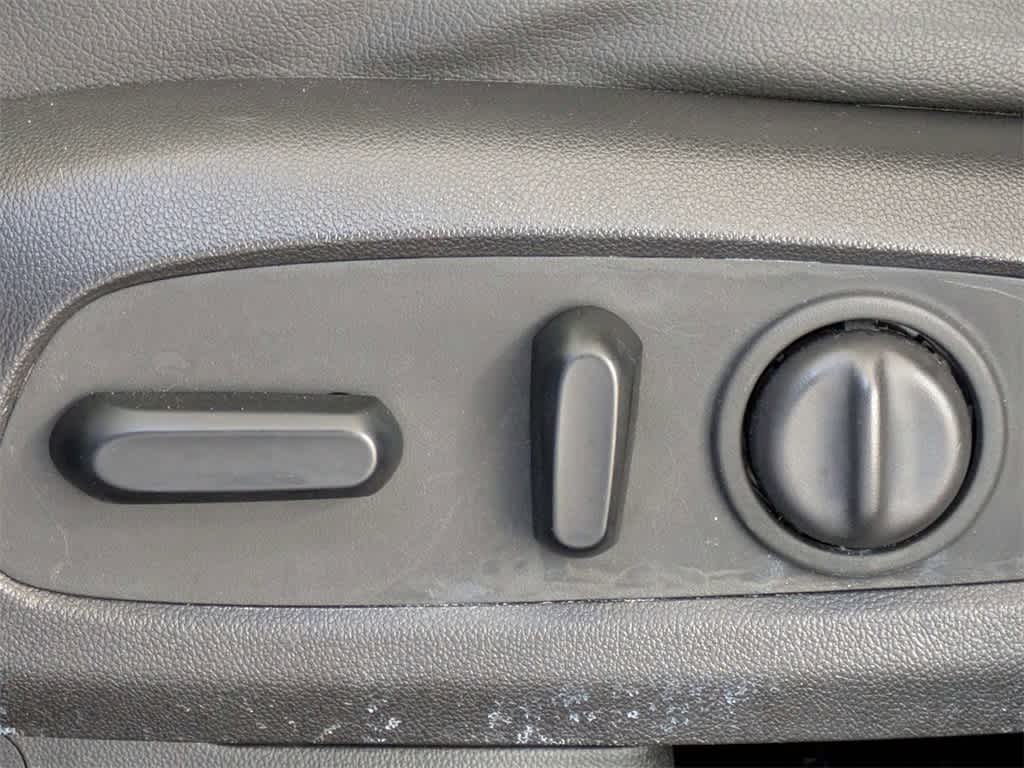 Thumbnail: 2022 Buick Encore GX - 23