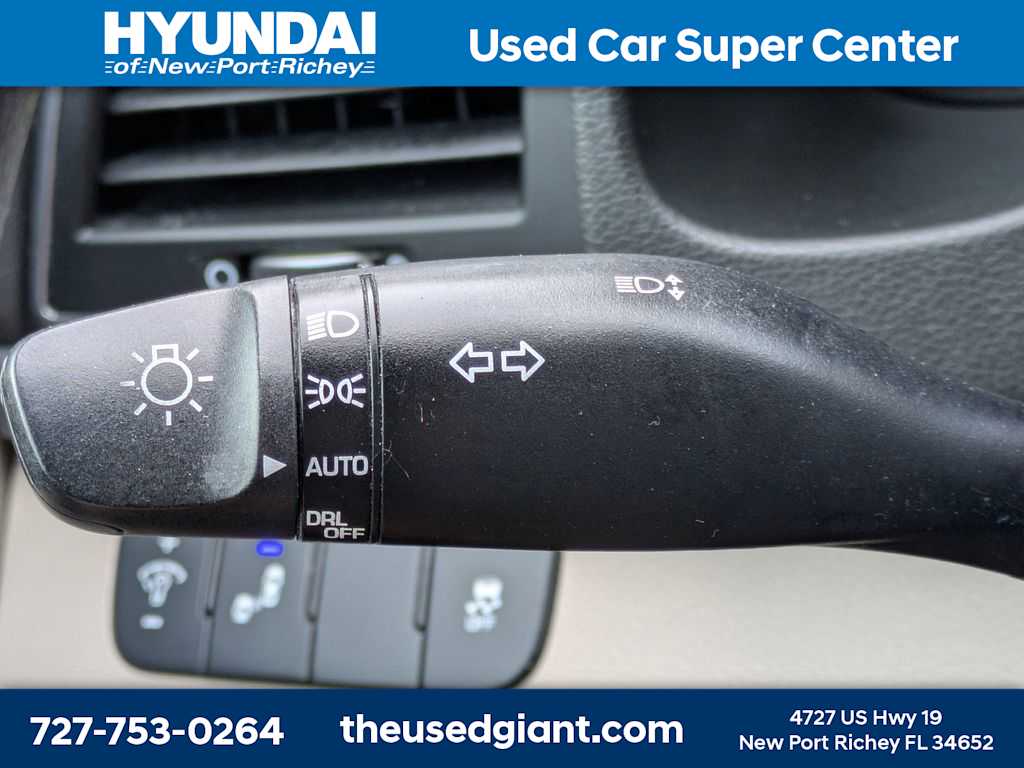 Thumbnail: 2018 Hyundai Elantra - 27