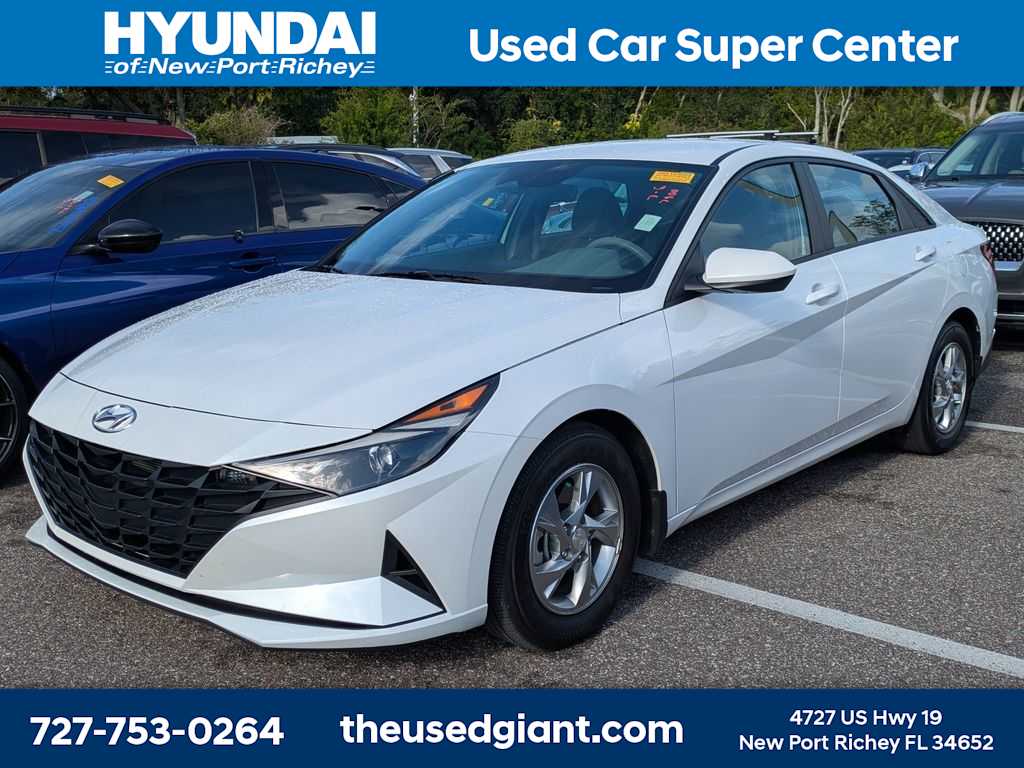 Thumbnail: 2022 Hyundai Elantra - 1