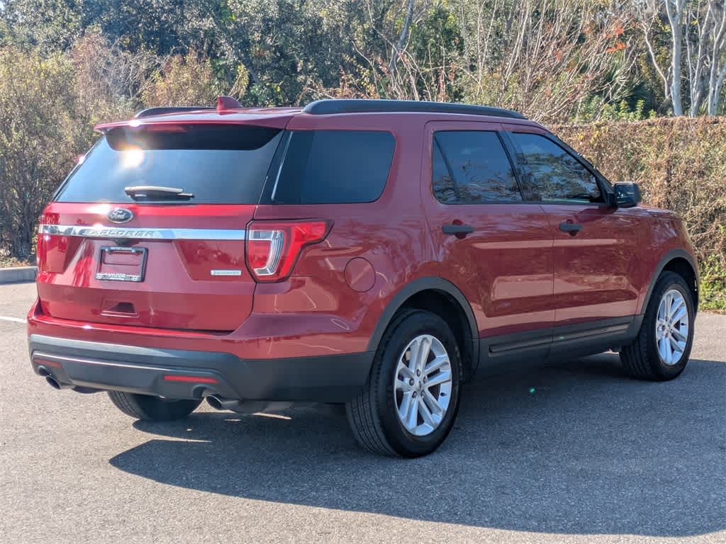 Thumbnail: 2017 Ford Explorer - 5