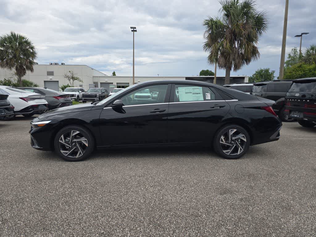 Thumbnail: 2026 Hyundai Elantra - 3