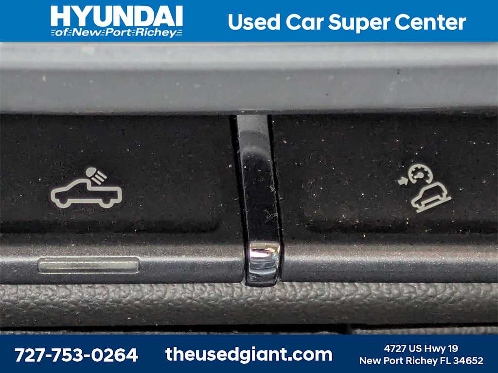 Thumbnail: 2016 GMC Sierra 1500 - 24