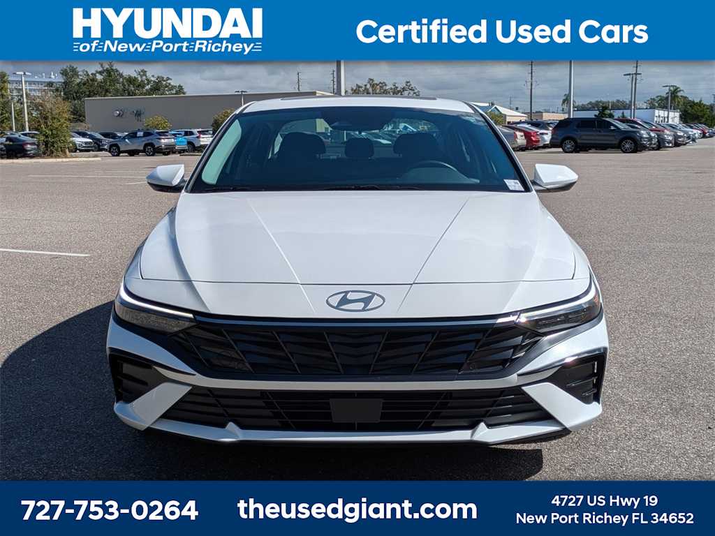 Thumbnail: 2024 Hyundai Elantra - 8