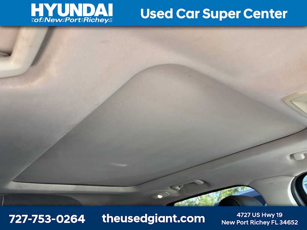 Thumbnail: 2015 Ford Escape - 9