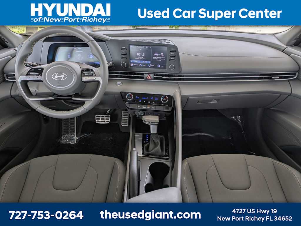 Thumbnail: 2025 Hyundai Elantra - 14