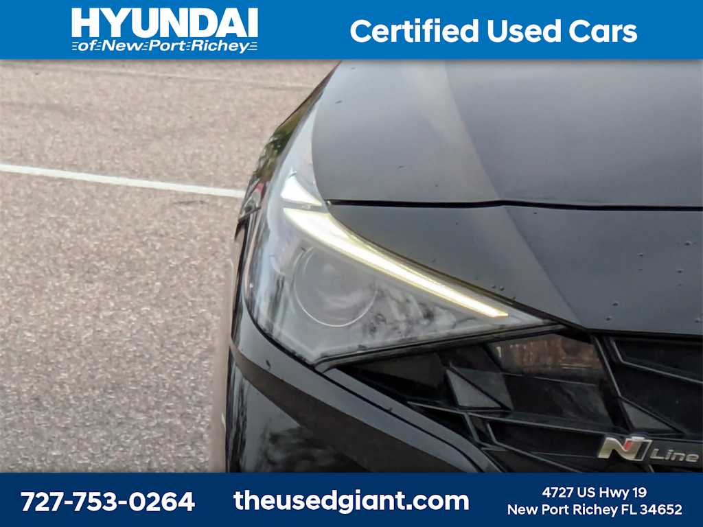 Thumbnail: 2023 Hyundai Elantra - 9