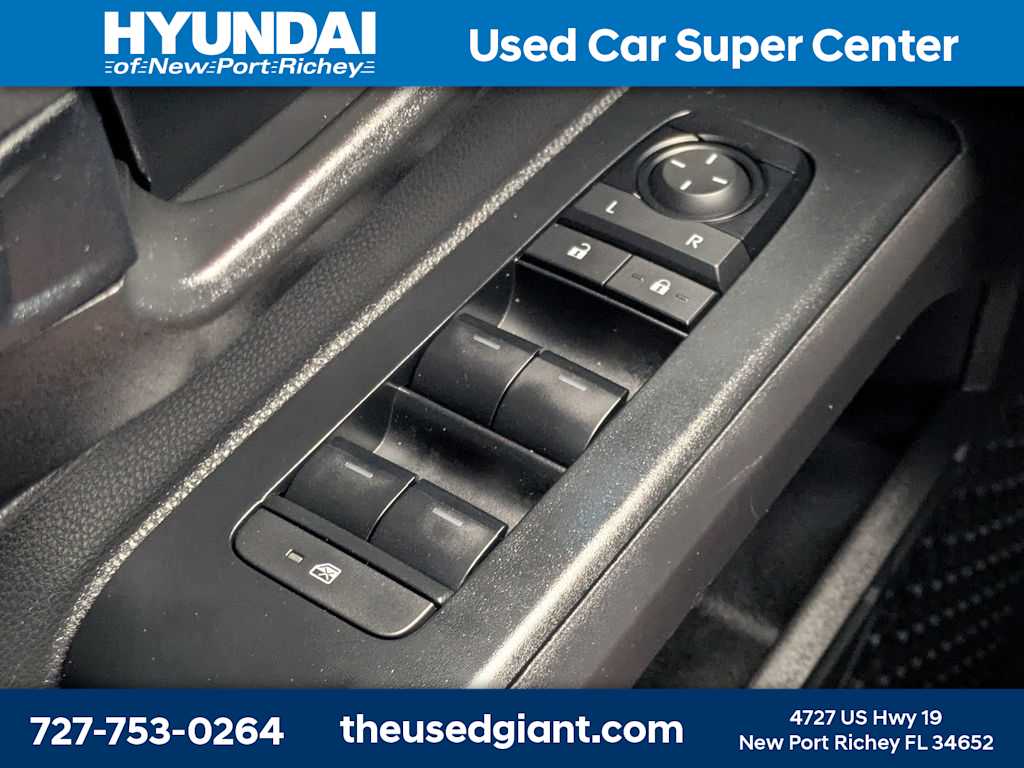 Thumbnail: 2024 Toyota Tacoma - 27