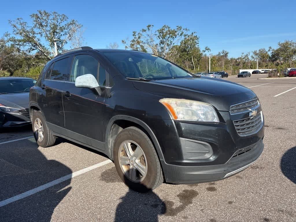 Thumbnail: 2016 Chevrolet Trax - 4