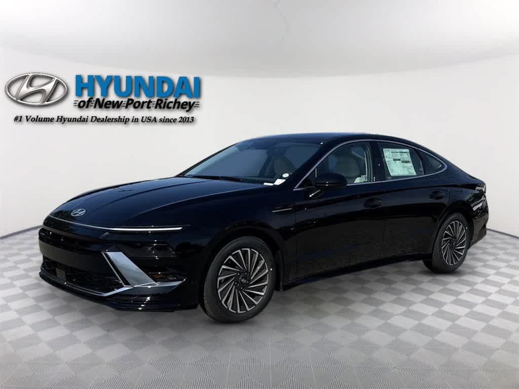 Thumbnail: 2025 Hyundai Sonata - 1