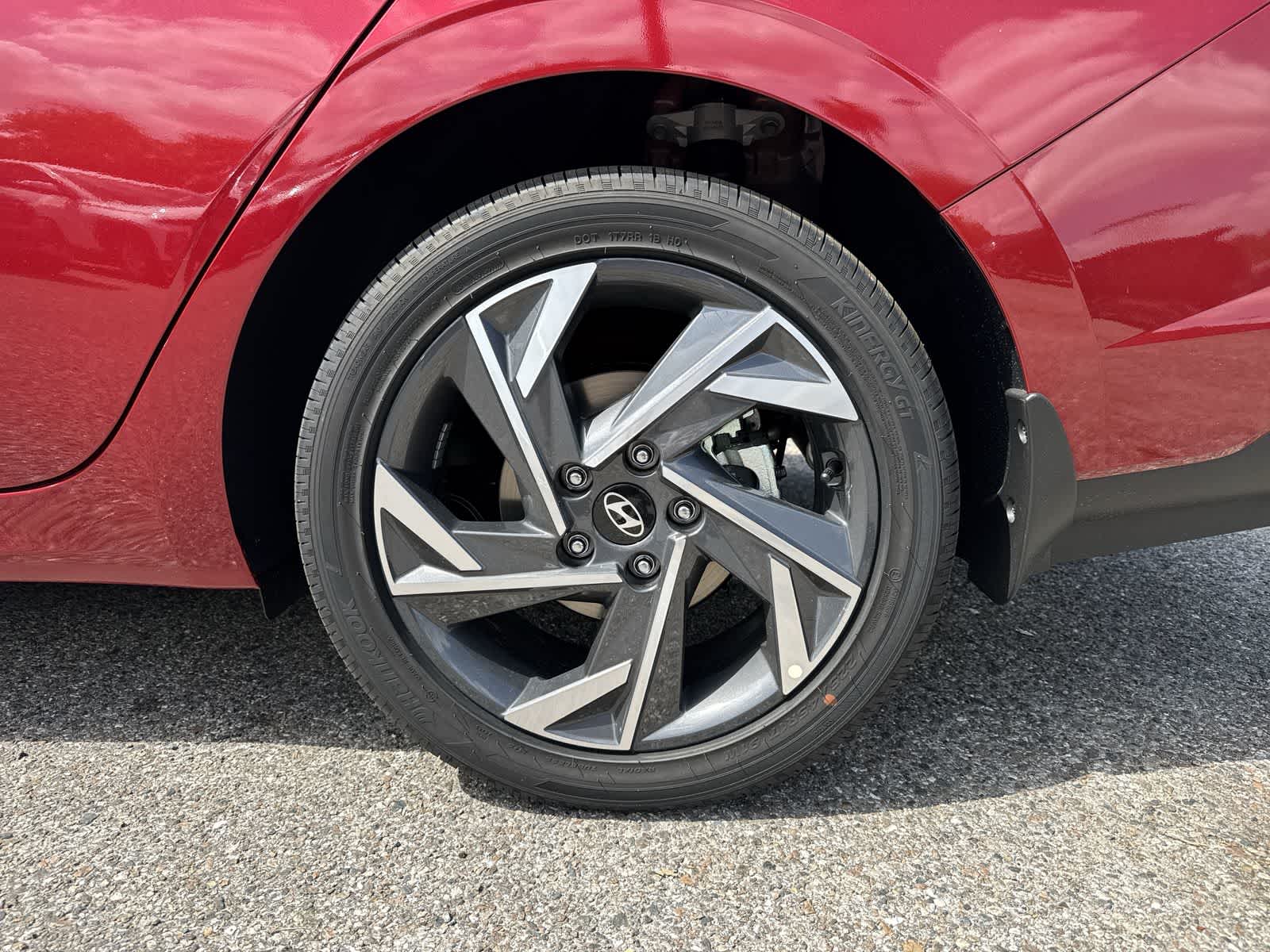 2025 Hyundai Elantra Sport 13