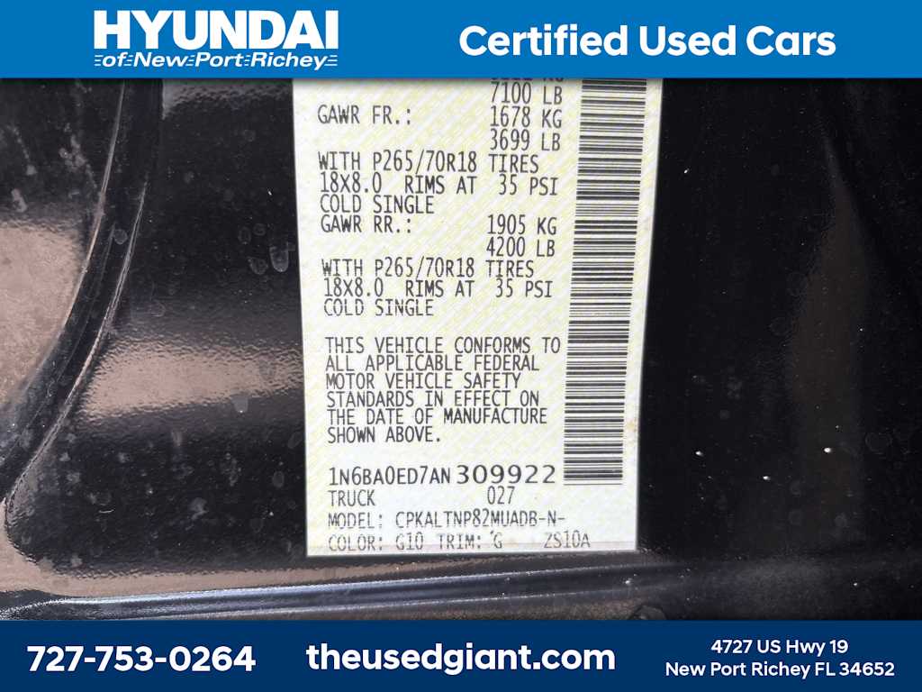 Thumbnail: 2010 Nissan Titan - 7