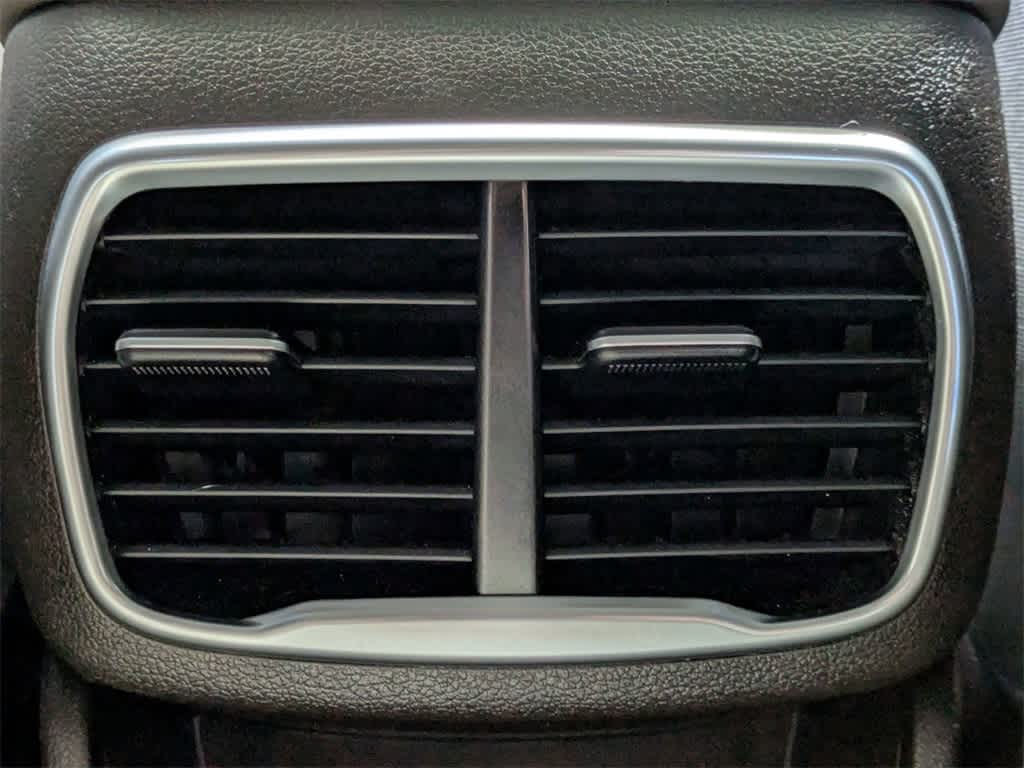 Thumbnail: 2020 Hyundai Santa Fe - 14