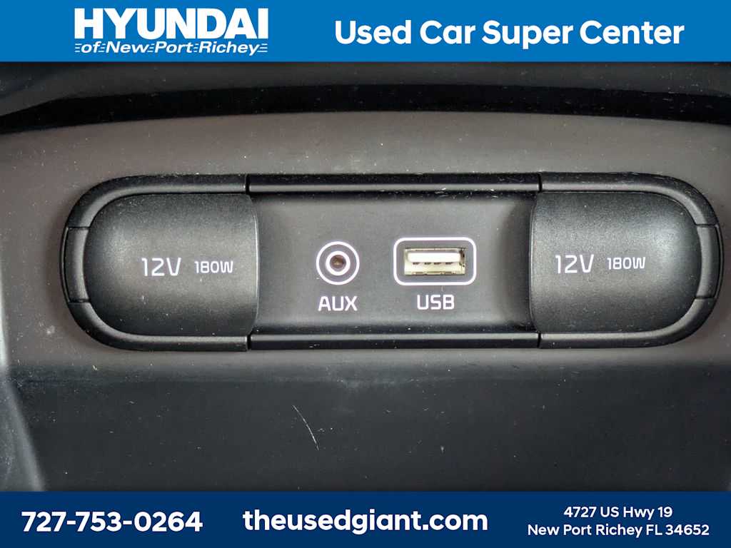 Thumbnail: 2017 Kia Sorento - 25