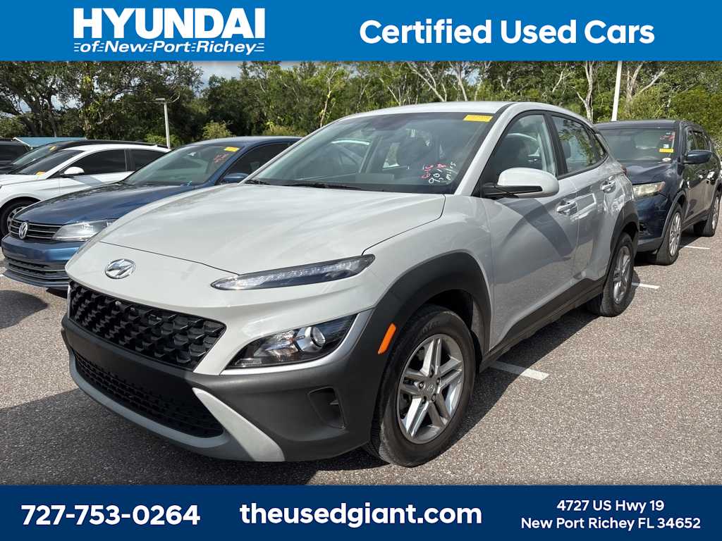 2022 Hyundai Kona SE Hero Image