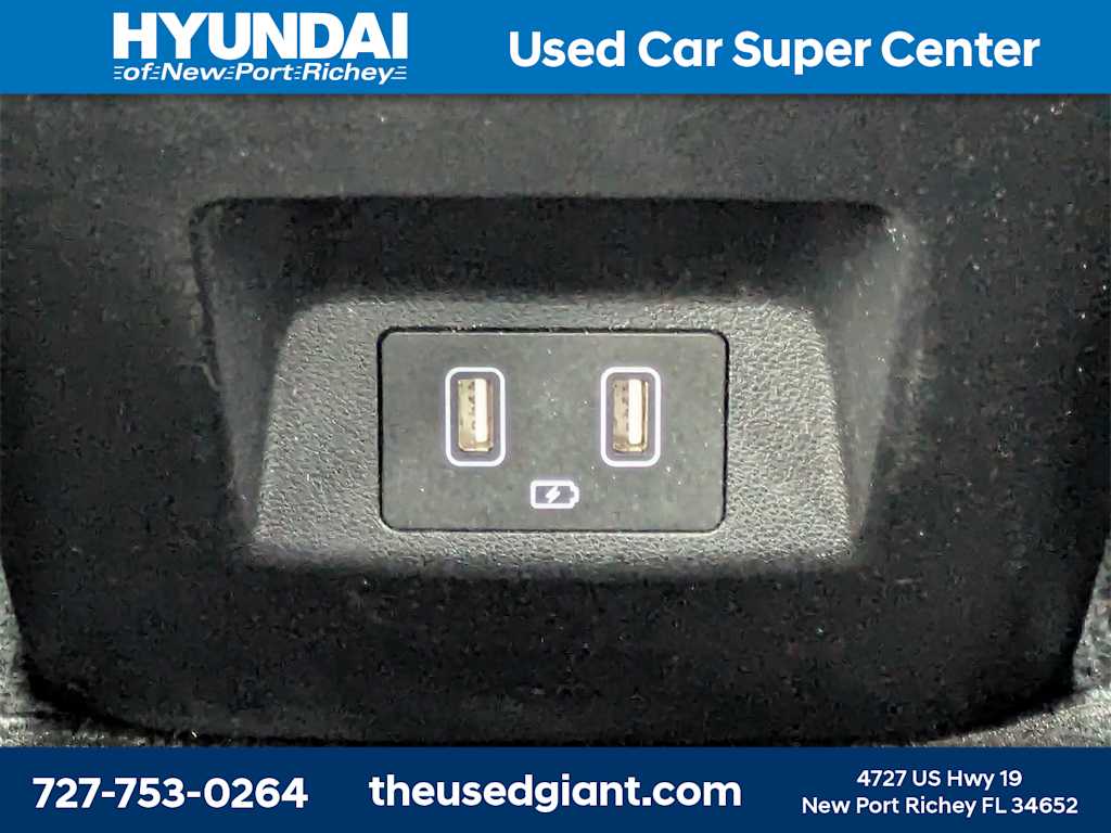 Thumbnail: 2023 Hyundai Santa Cruz - 17