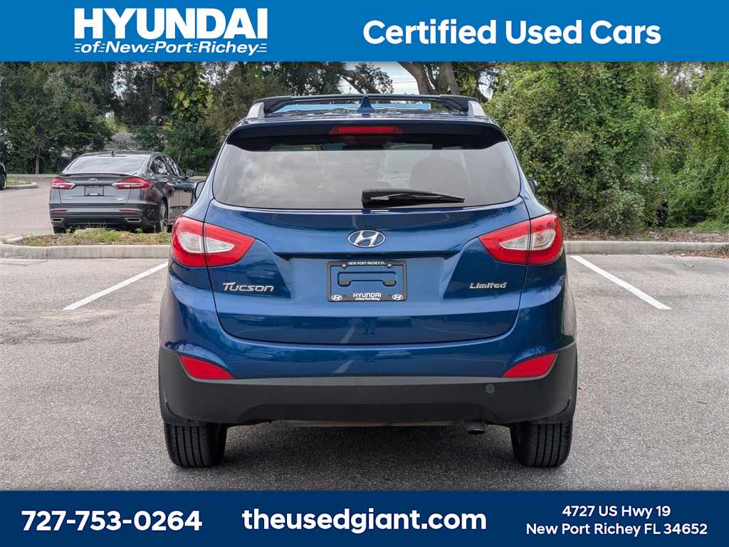 Thumbnail: 2015 Hyundai Tucson - 4