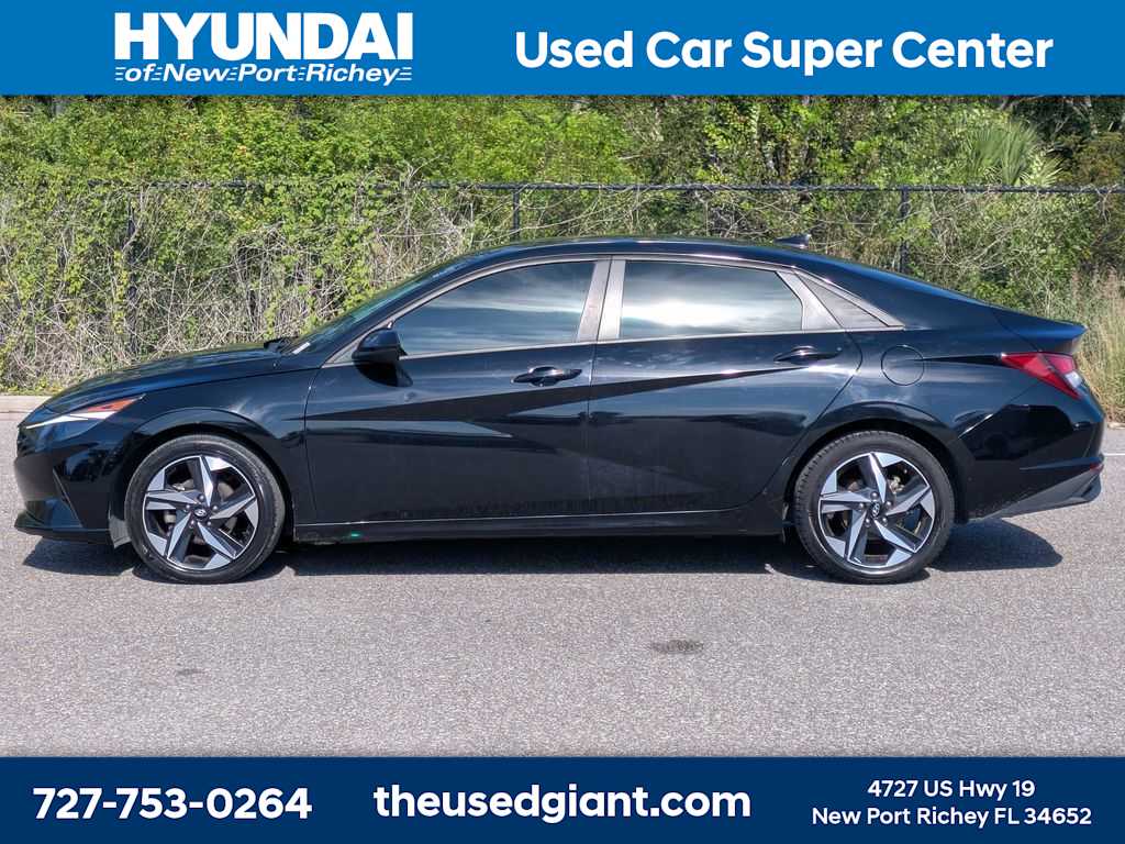 Thumbnail: 2023 Hyundai Elantra - 2