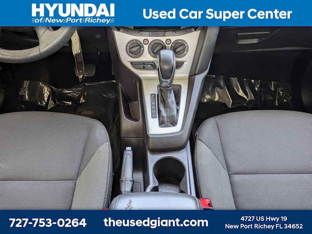 Thumbnail: 2014 Ford Focus - 19