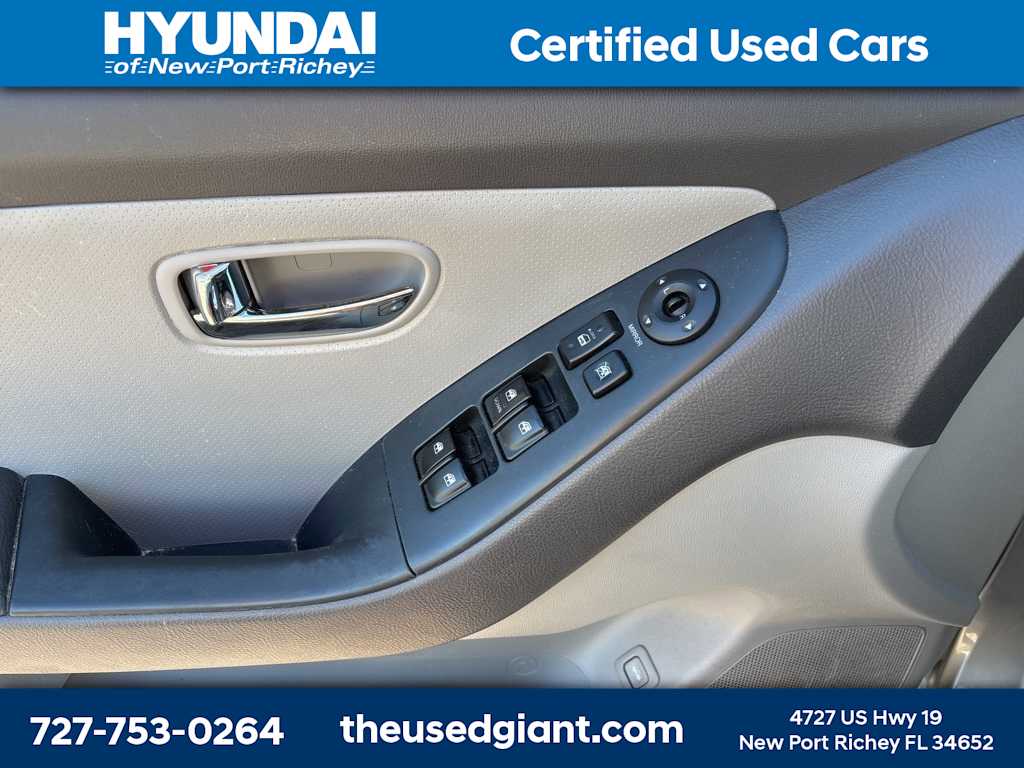 Thumbnail: 2010 Hyundai Elantra - 9