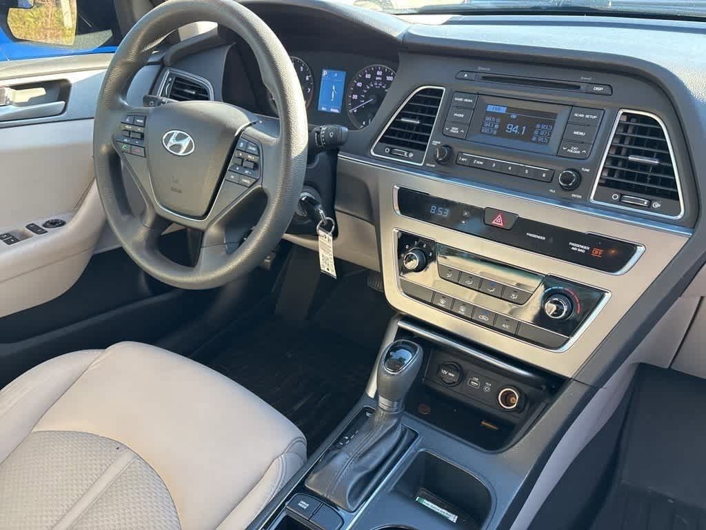 Thumbnail: 2015 Hyundai Sonata - 6