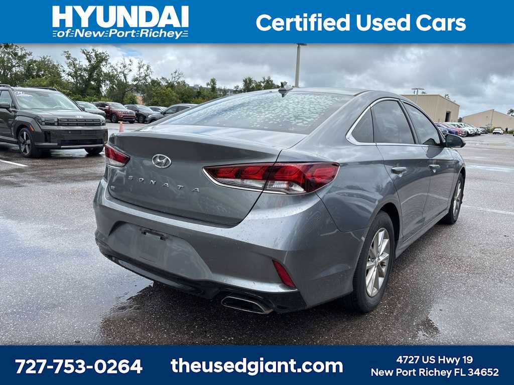 Thumbnail: 2019 Hyundai Sonata - 3