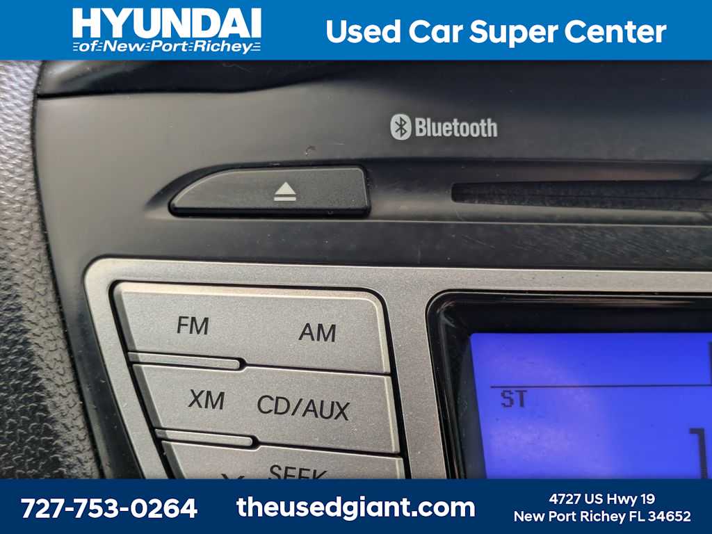 Thumbnail: 2013 Hyundai Tucson - 21