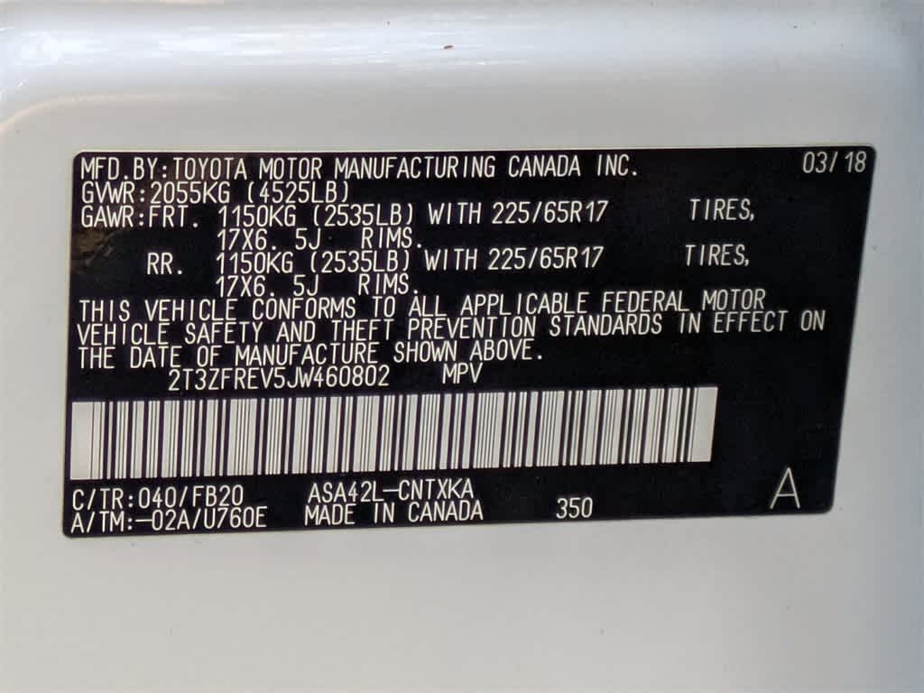 Thumbnail: 2018 Toyota RAV4 - 30