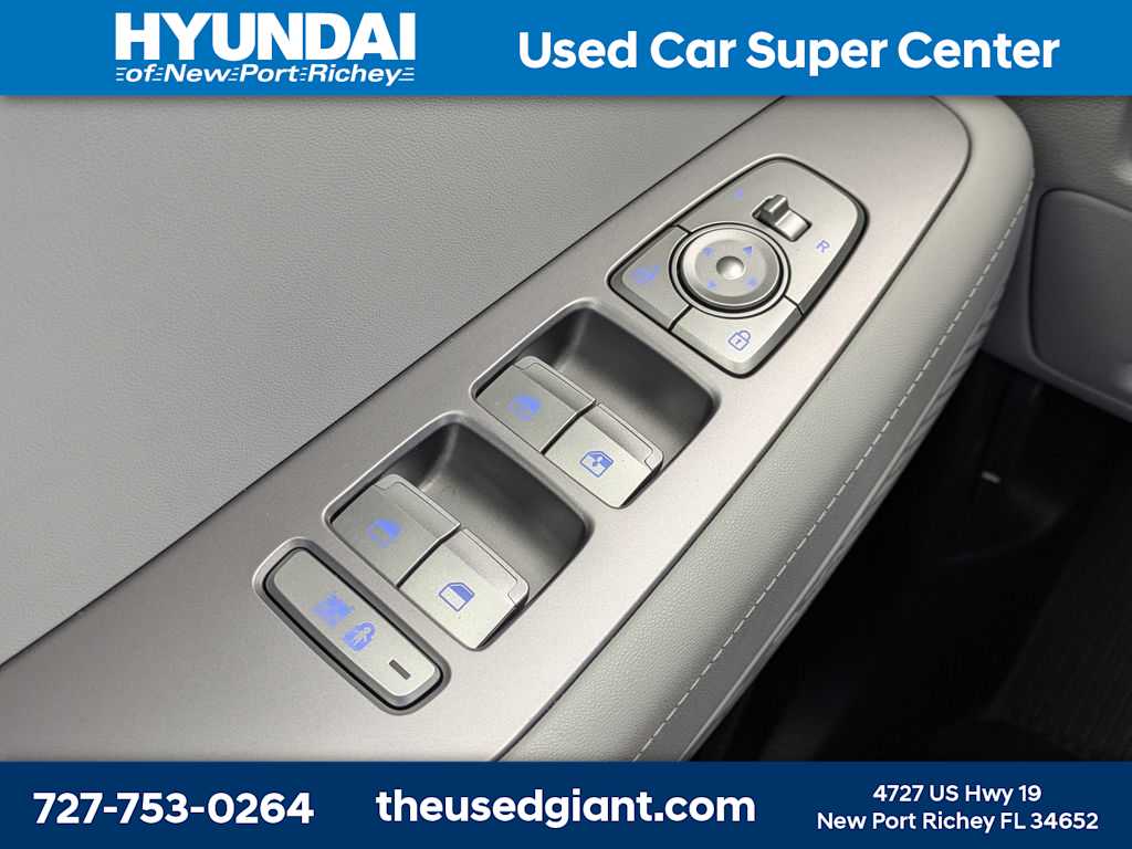 Thumbnail: 2025 Hyundai Palisade - 32