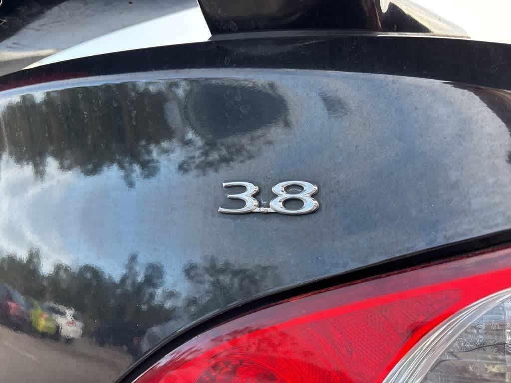 Thumbnail: 2012 Hyundai Genesis - 5