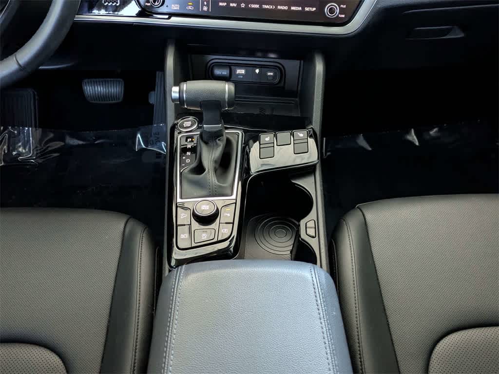 Thumbnail: 2025 Kia Sportage - 21