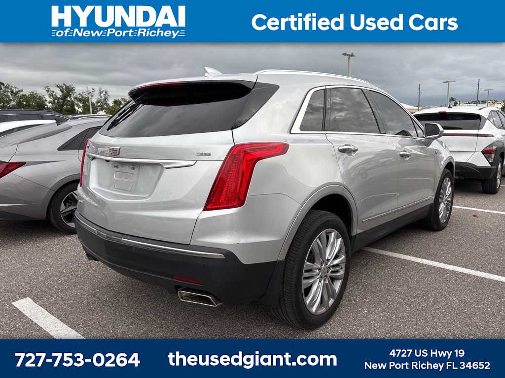 Thumbnail: 2019 Cadillac XT5 - 3